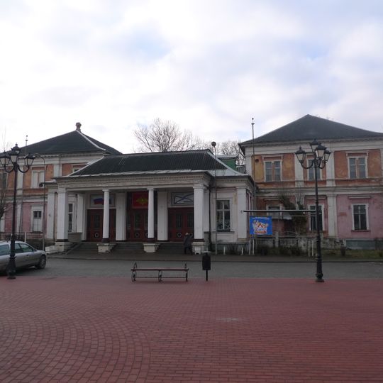 Общественное здание