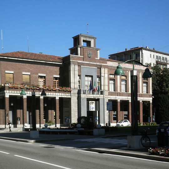 Municipio di Luino