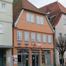 Wohn- und Geschäftshaus