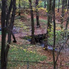 4. mostek přes Kunratický potok v areálu Thomayerovy nemocnice