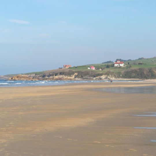 Playa de Oyambre