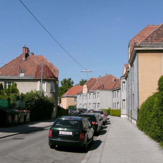 Siedlungs- und Wohnhausanlage Schmelz