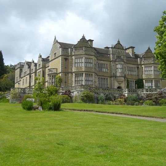 Stokesay Court