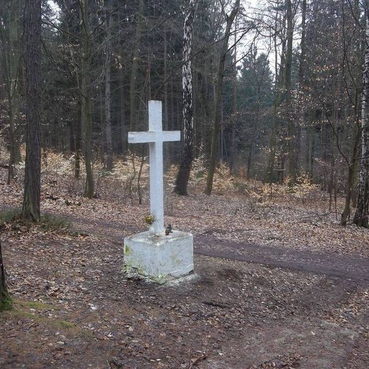 Kříž na bývalé křížové cestě pod Křížovým vrchem