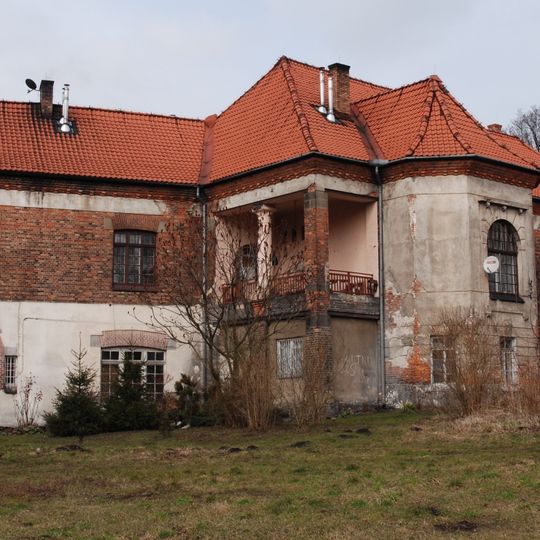Manor House in Łuczanowice