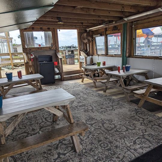 Dewey Destin's Seafood Restaurant
