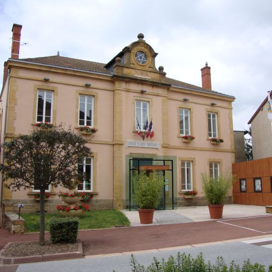 Saint-Denis-de-Cabanne