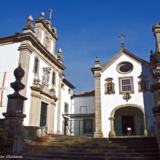Conjunto constituído pela Igreja de Santo António de Frades Capuchos e pela Igreja da Ordem Terceira de São Francisco