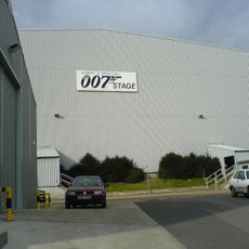007 Stage