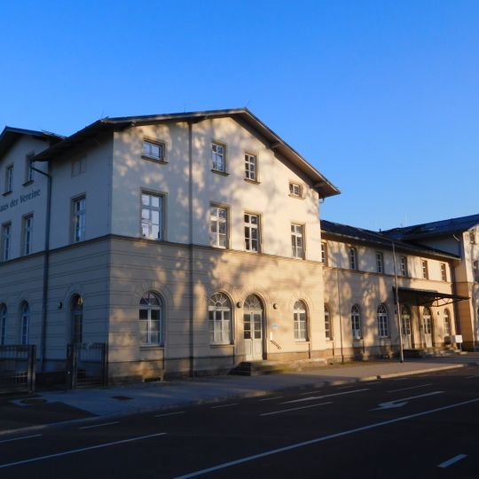 Empfangsgebäude eines Bahnhofs Bahnhofstraße 1