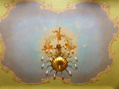 Interior 3