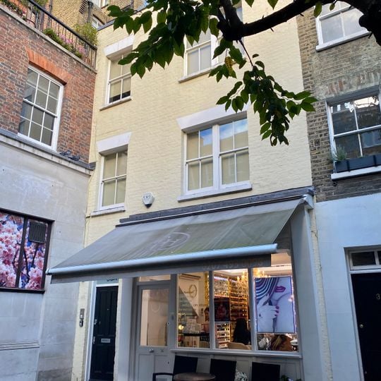 36, Shepherd Market W1