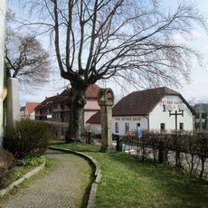 Boží muka u kaple v Nádražní ulici v Pelhřimově