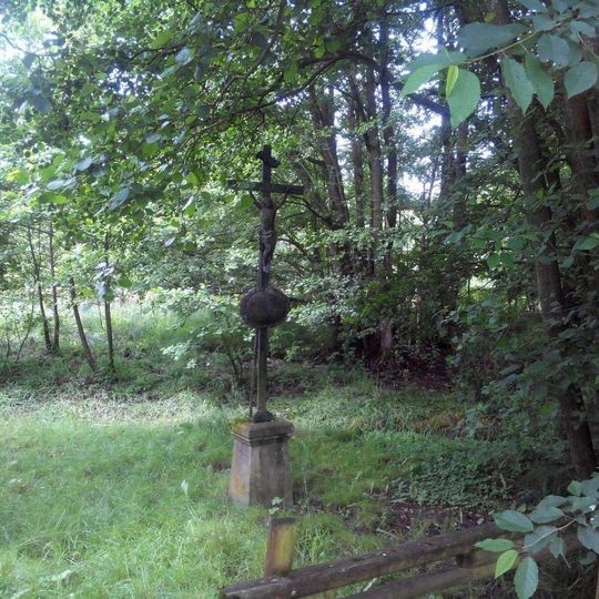 Kříž v Šibanově v zahradě