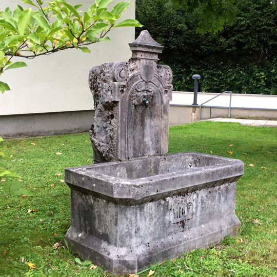 Brunnen