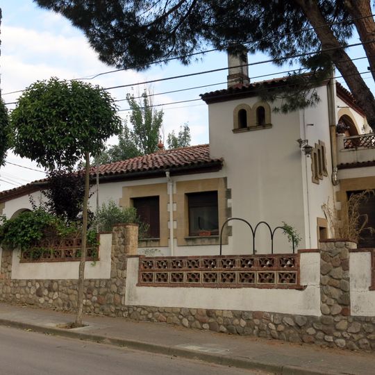 Casa Francisca Quilez Blasco i Ana Piñol Masip
