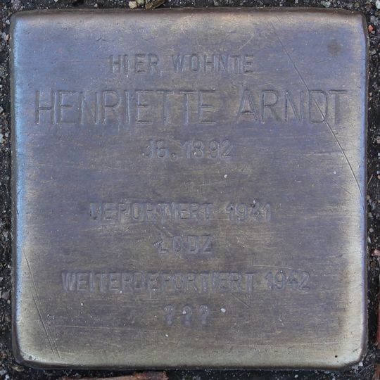 Stolperstein à la mémoire de Henriette Arndt