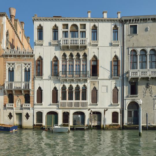 Palazzo Tron a San Beneto