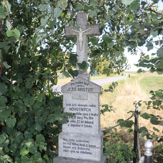 Kříž u domu 33 ve Hvězdoňovicích