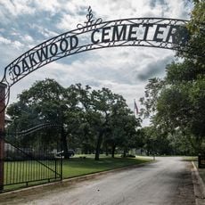 Oakwood Cemetery
