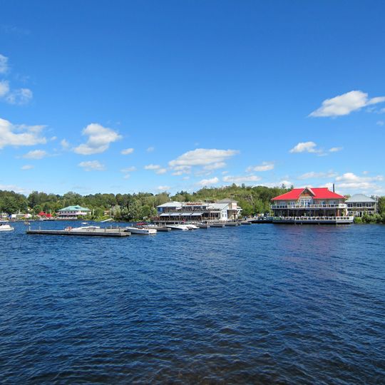 Muskoka Wharf