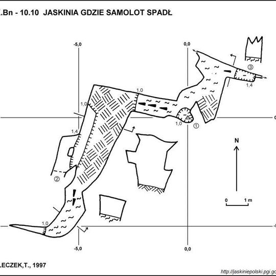 Jaskinia Gdzie Samolot Spadł