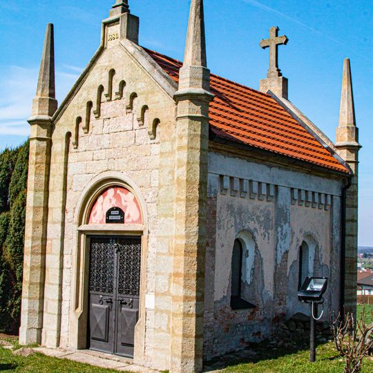 Topičova hřbitovní kaple