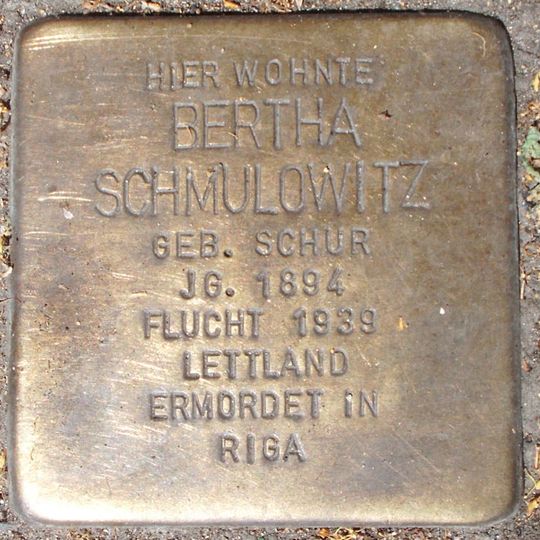 Stolperstein en memoria de Bertha Schmulowitz