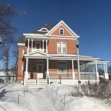 Amos and Lillie Plummer House