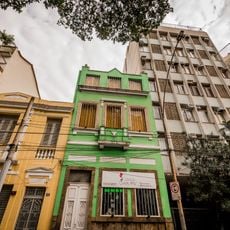 Rua Esteves Júnior, 26