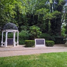 Memorial Garden, Bromley-by-Bow Gasworks