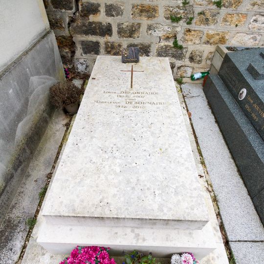 Grave of Debonnaire