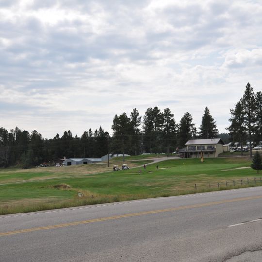 Tomahawk Lake Country Club