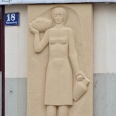 Relief sculpture
