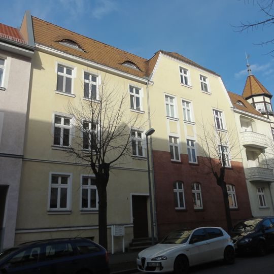 Wohnhaus in geschlossener Bebauung Alexanderstraße 3