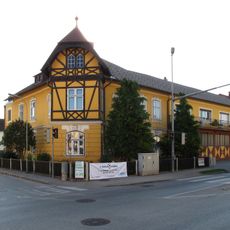 Residential building Albertstraße 7