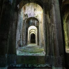 Parco archeologico dei Campi Flegrei - piscina Mirabilis