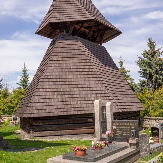 Zvonice u kostela svatého Václava v Samšině