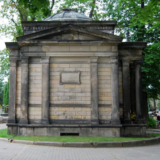 Family von Kramsta mausoleum, Świebodzice