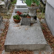 Grave of Emaer