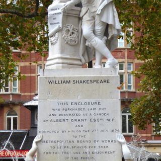 Statue of William Shakespeare