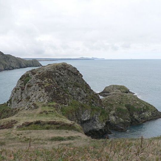 Dinas Mawr, Llanwnda, Pen-caer