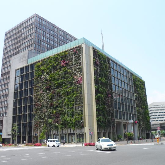 Yamato Gofukubashi building
