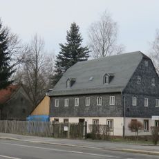 Wohnstallhaus mit seitlichem Anbau und Vorgarten Zwickauer Straße 488