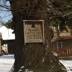 Pamětní deska Jana Žižky v Běšinách