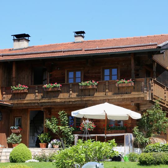 Wohnteil eines ehemaligen Kleinbauernhauses