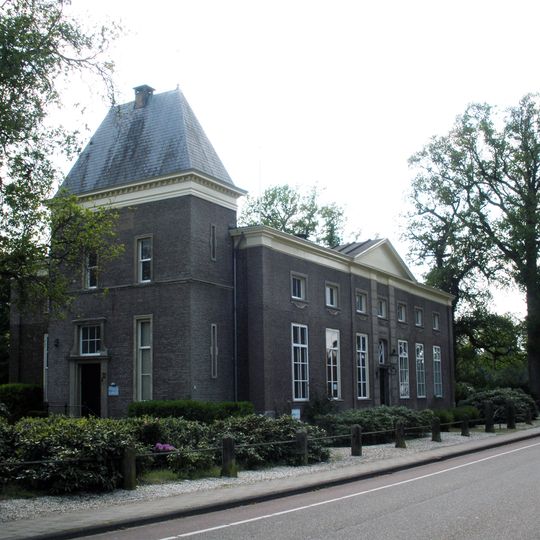 Hengelosestraat 2, Delden