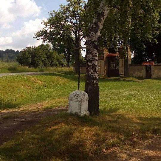 Kříž severovýchodně od Kounova