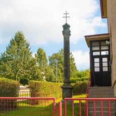 Boží muka ve Velké Ledhuji na křižovatce ulic Jiráskova a Hvězdecká
