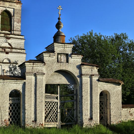 Ограда с воротами